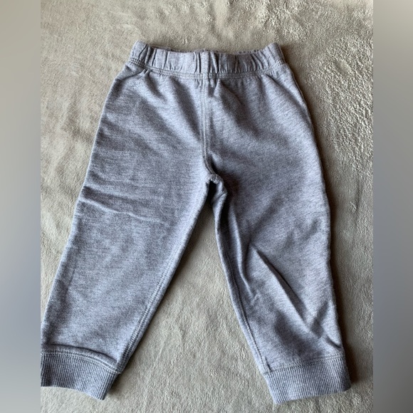 CARTER’S Sweater and pants Size 18 Months! - Picture 4 of 5